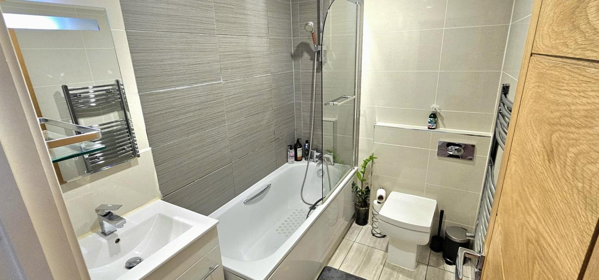 Alpha Accommodations Лондон Екстериор снимка